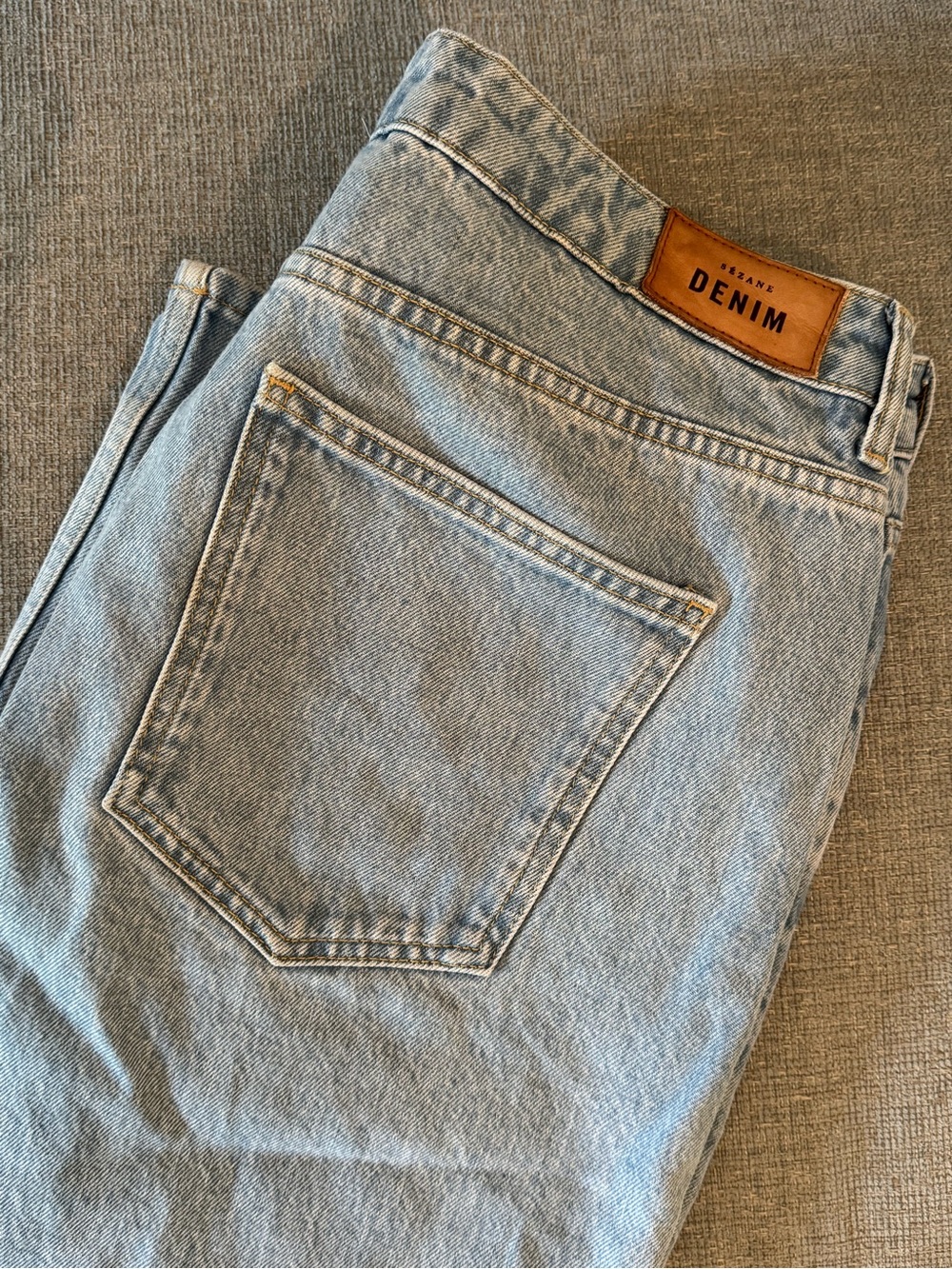 Sezane High-Rise Wide-Leg Jeans in Light Blue - Picture 2 of 6